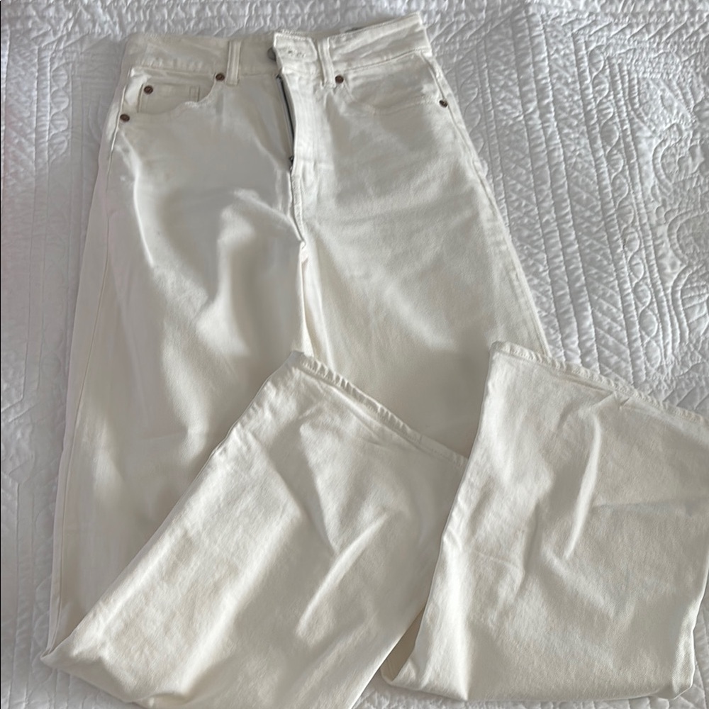 Women's cream colored wide-leg Jeans